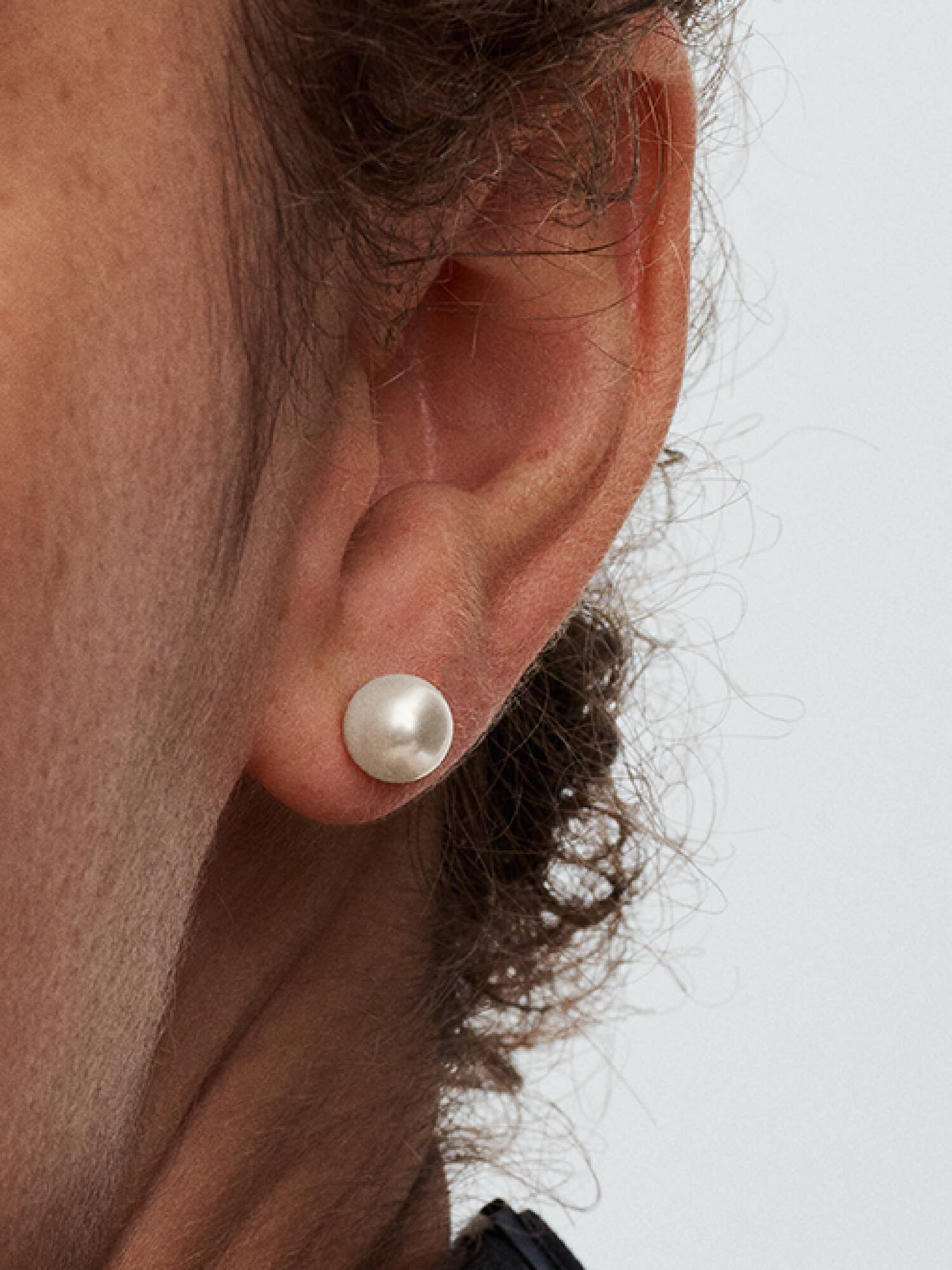 Aros de Botón Perla Cultivada de Agua Dulce Tratada de 7mm Talla única