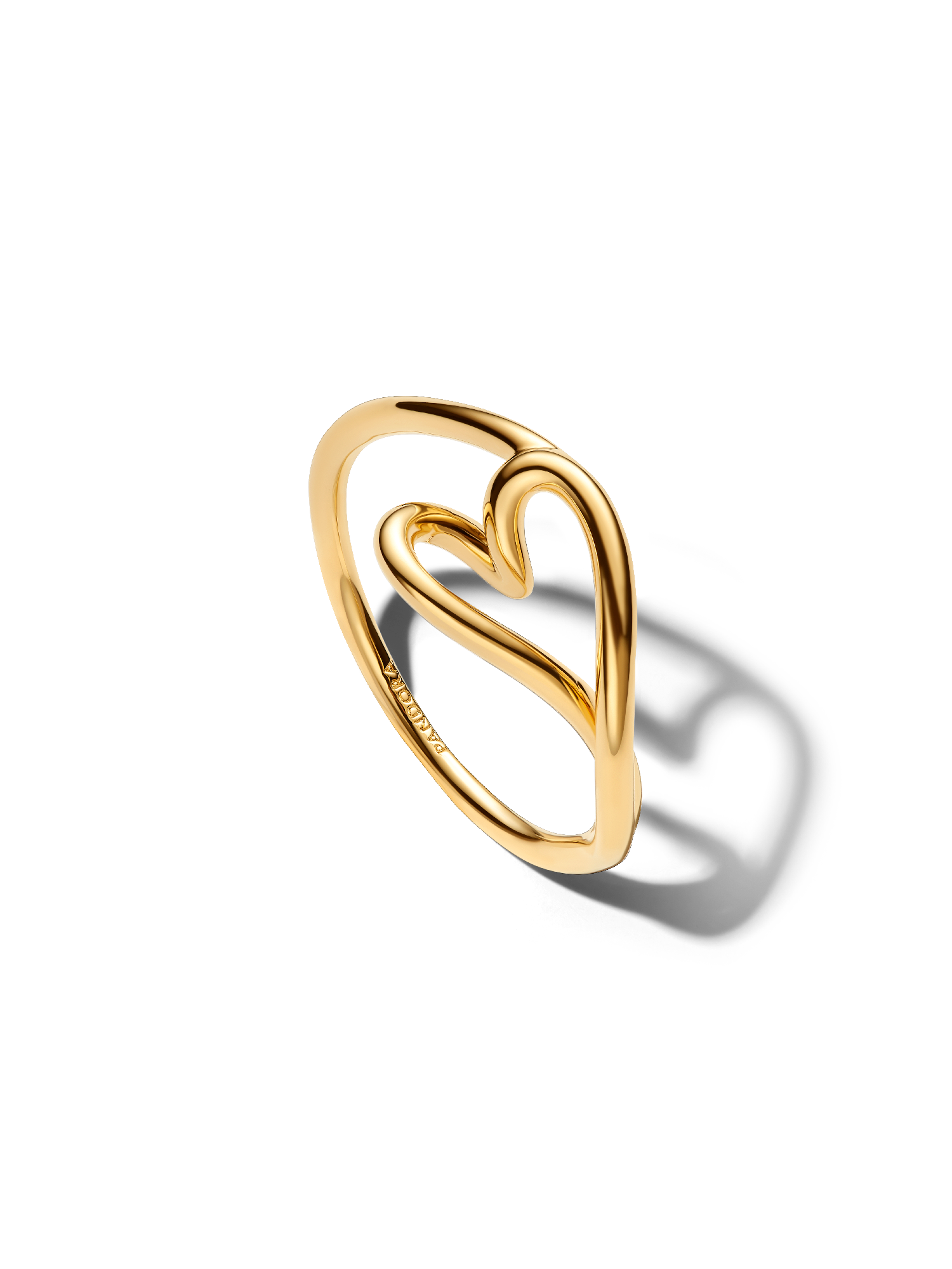 Anillo pequeño de Corazón con forma orgánica
