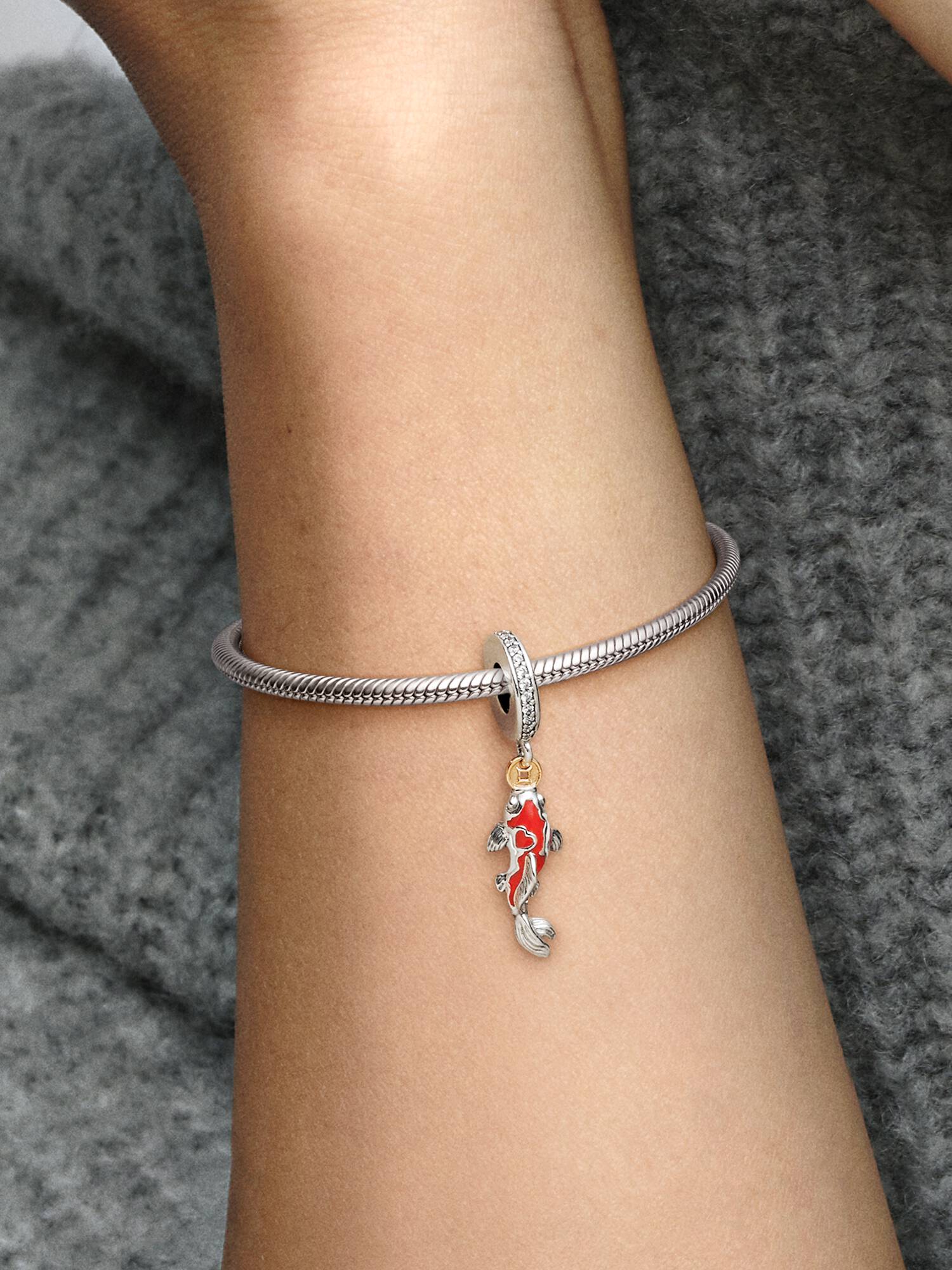 Charm Colgante Carpa De La Buena Suerte Dos Tonos Talla única