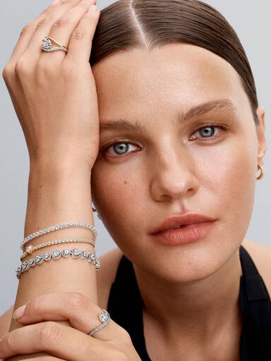 Brazalete Halo Corazones 16 cm