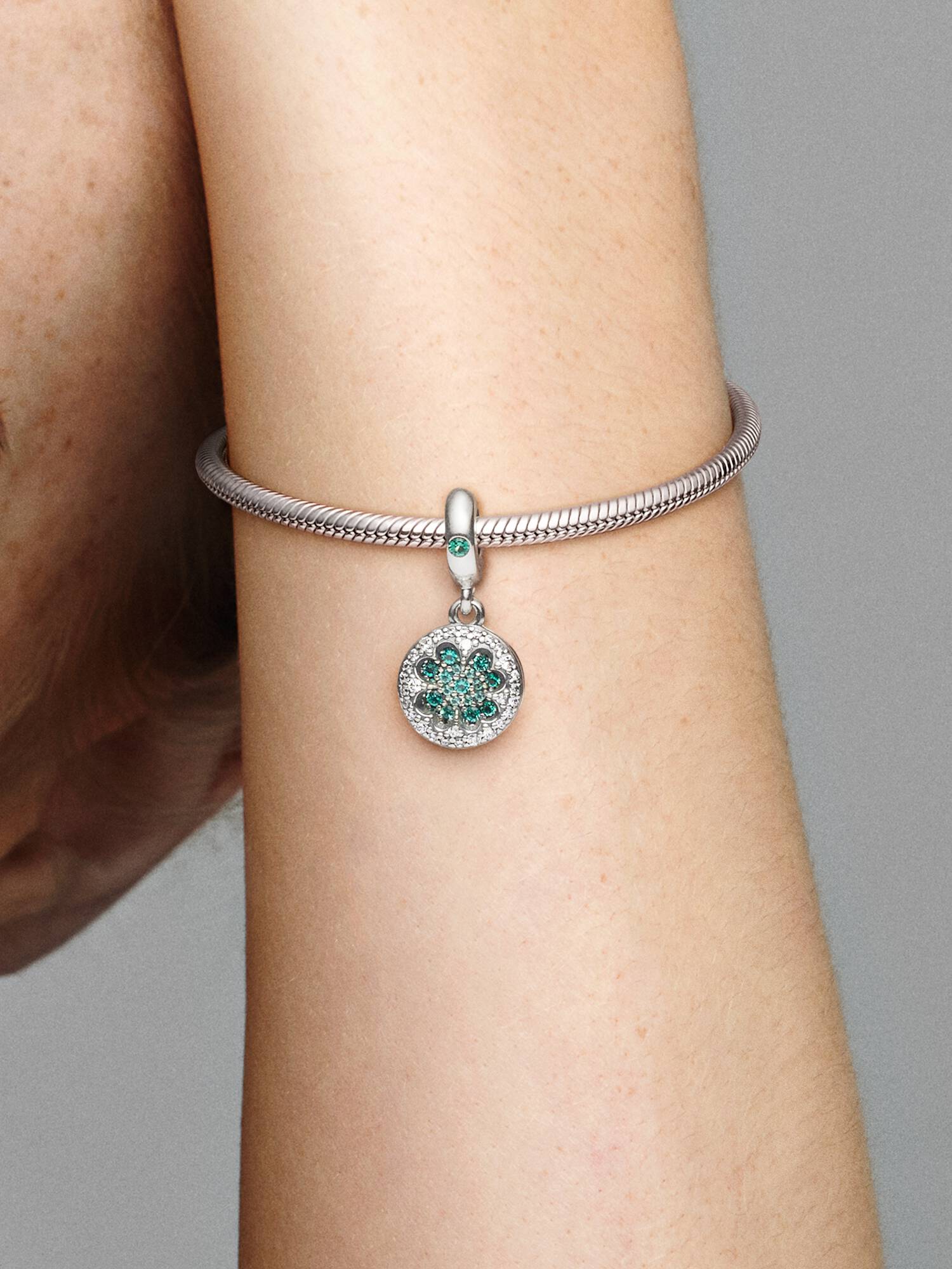 Charm Colgante Trébol De La Suerte De Cuatro Hojas Verde