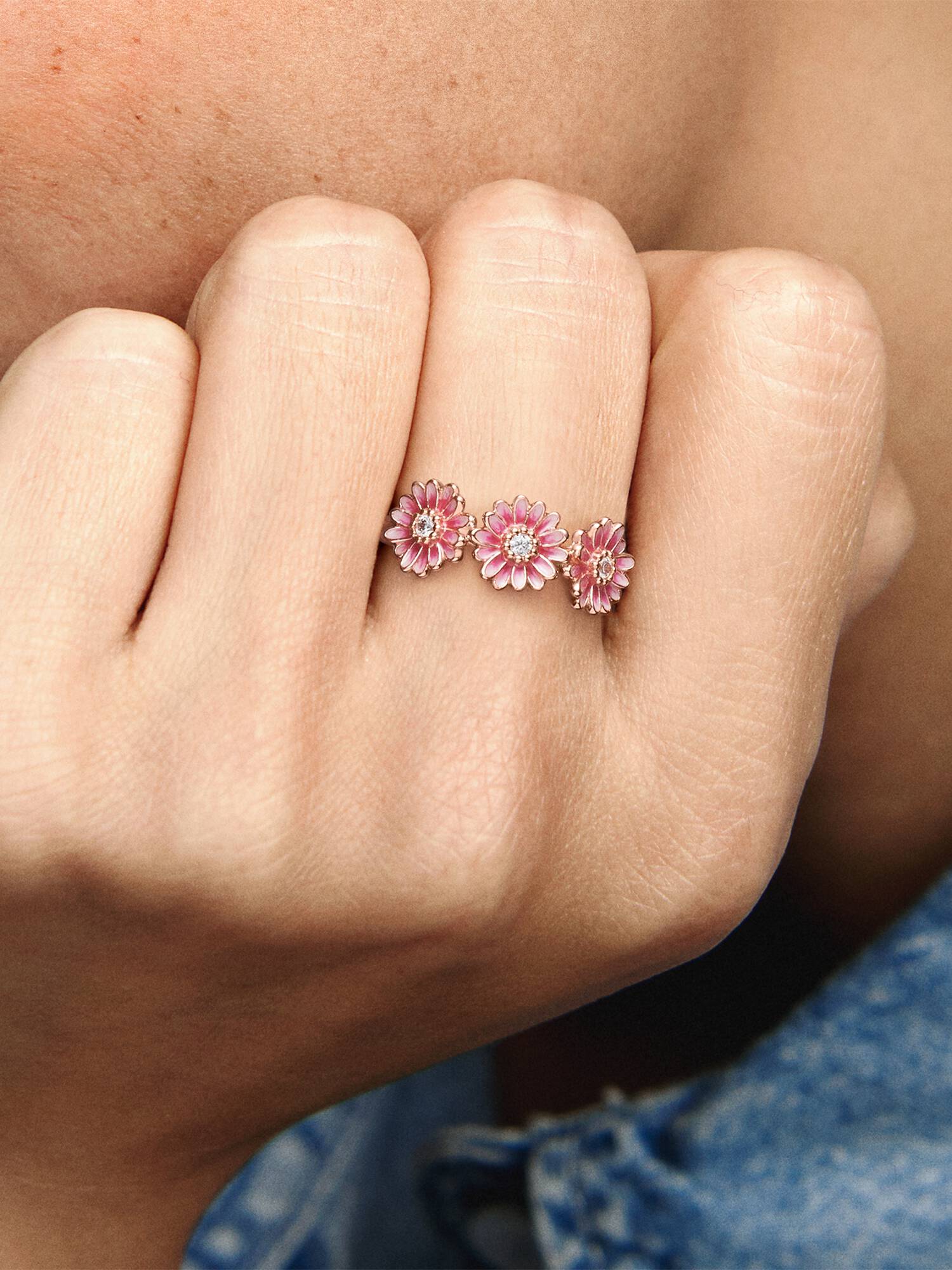 Anillo Trío de Margaritas Rosas 60