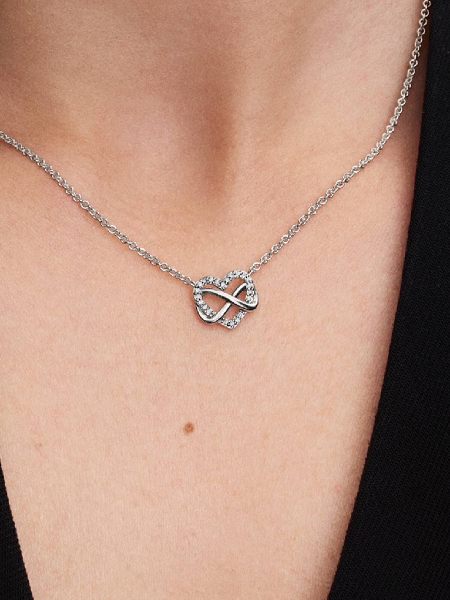 Collar Corazón Infinito Brillante Plateado