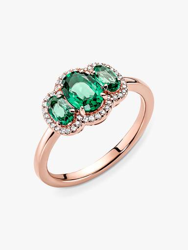 Anillo clásico Tres piedras