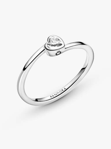 Anillo solitario Corazón inclinado transparente