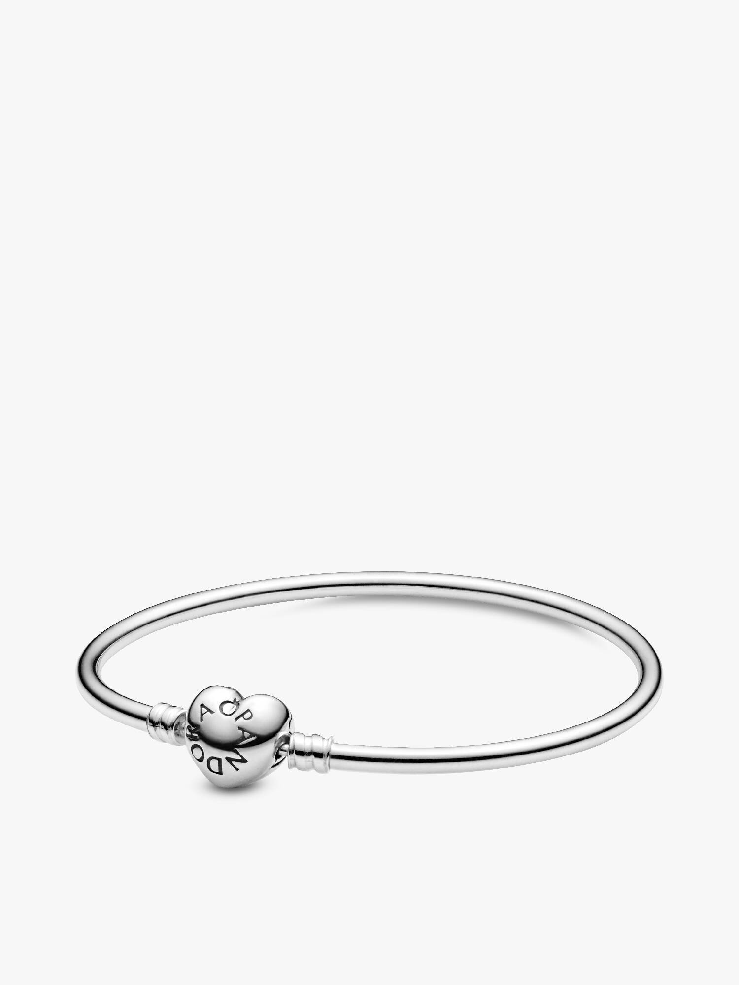 Brazalete con broche de corazón Pandora Moments