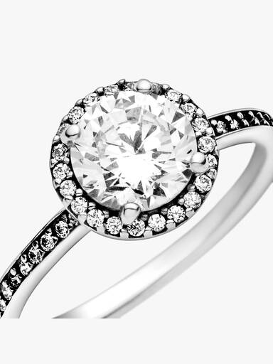Anillo redondo con halo brillante