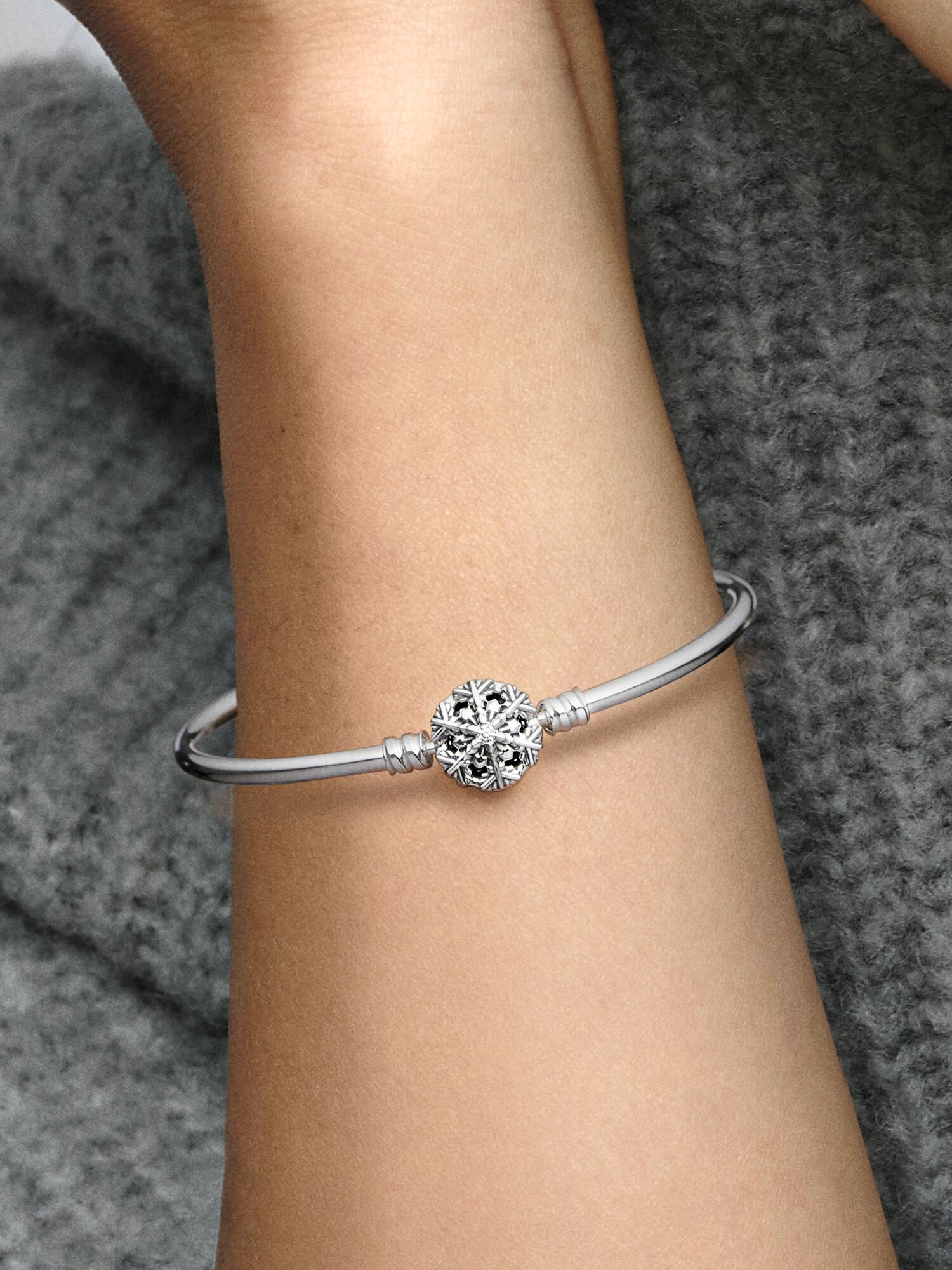 Brazalete con Cierre Copo de Nieve Brillante Pandora Moments