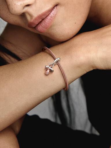 Charm Colgante Chupón De Bebé Bañado En Oro Rosa De 14K