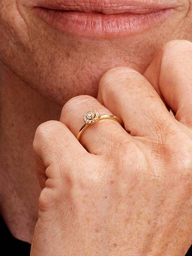 Anillo Halo Redondo en Pavé