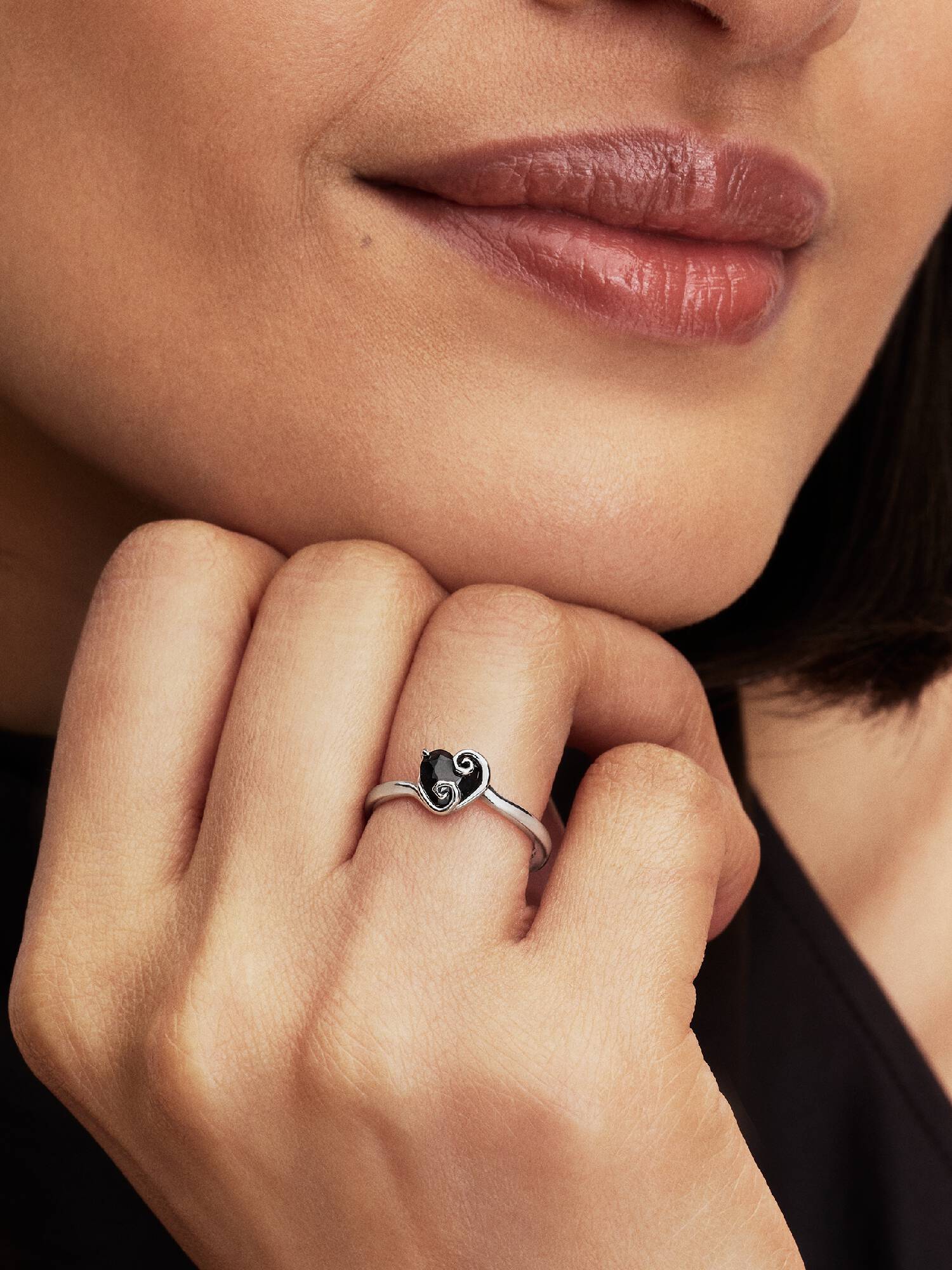 Anillo corazón negro Jack Skellington Disney Pesadilla antes de Navidad 