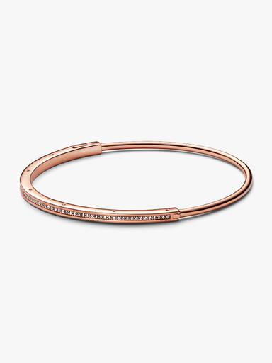 Brazalete rígido Pandora Signature I-D en Pavé