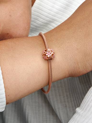 Charm Margarita Rosa Openwork