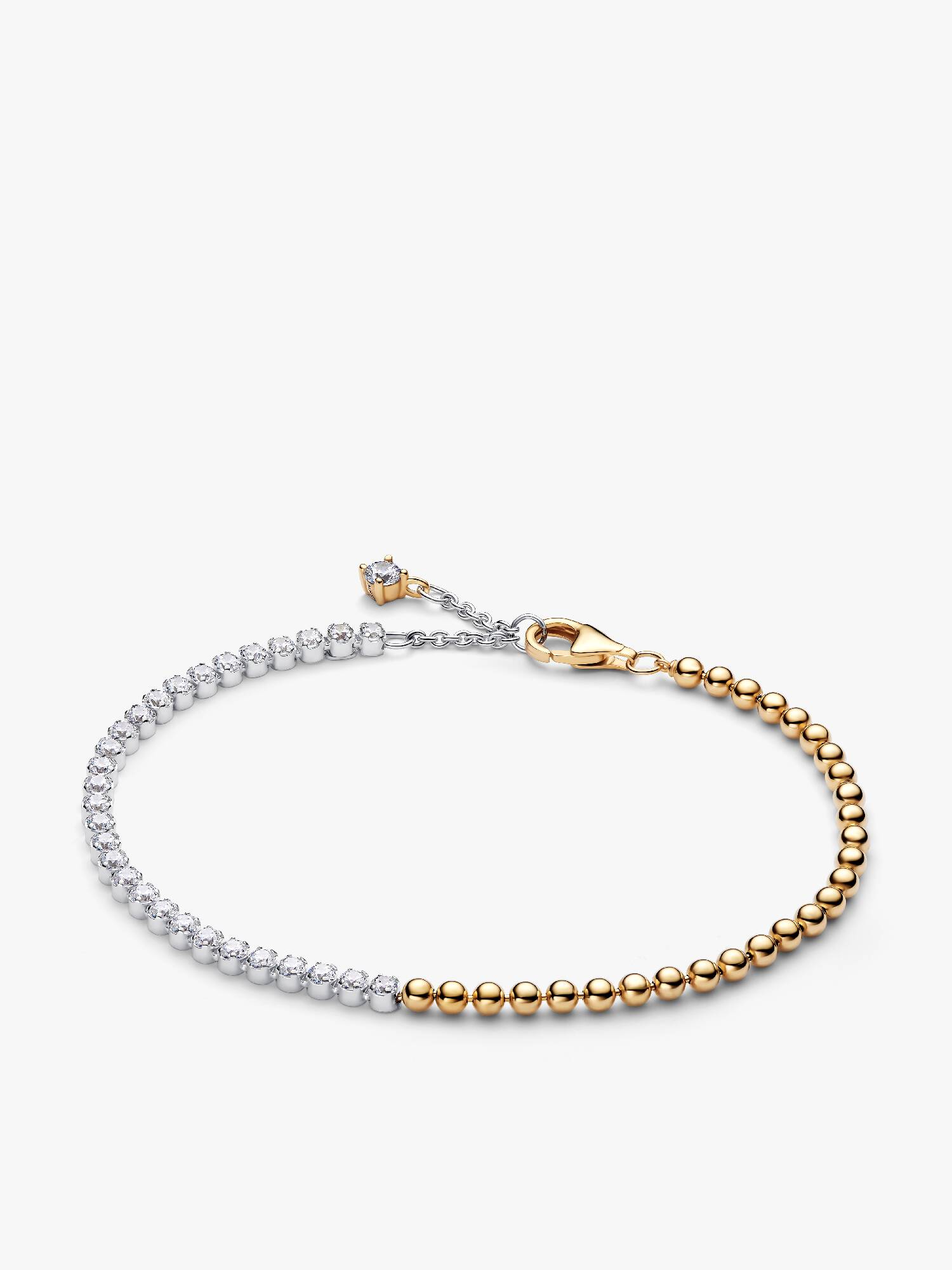 Brazalete con cuentas y tenis