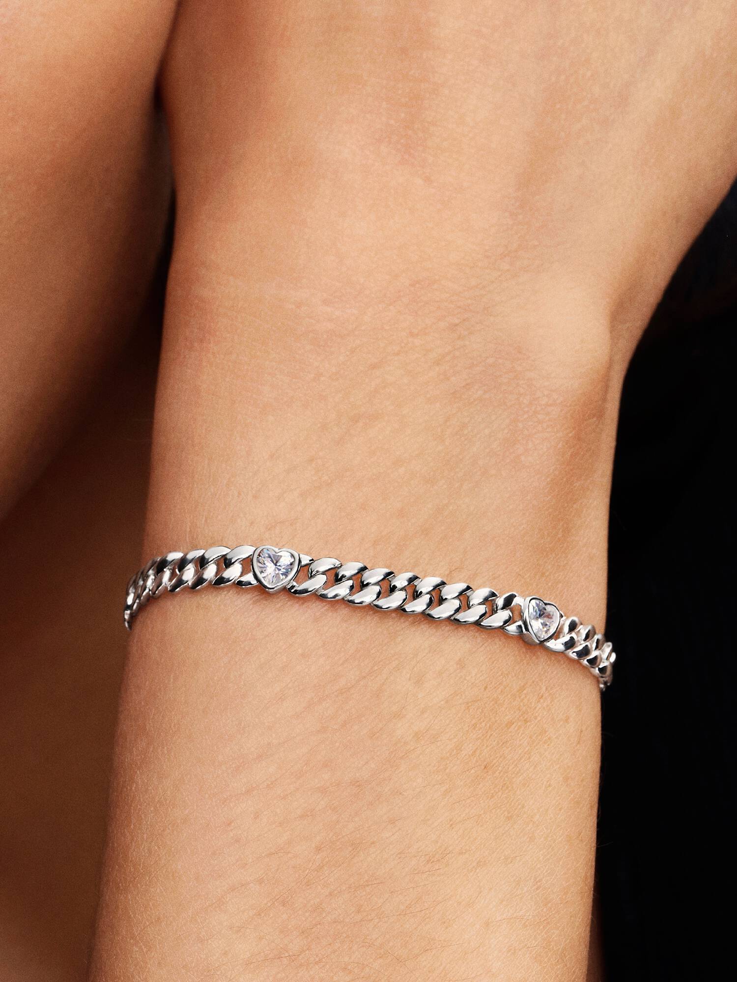 Brazalete Corazón Cadena Cubana