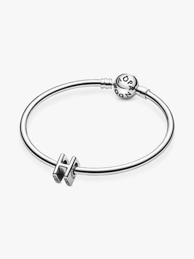 Charm del alfabeto letra H