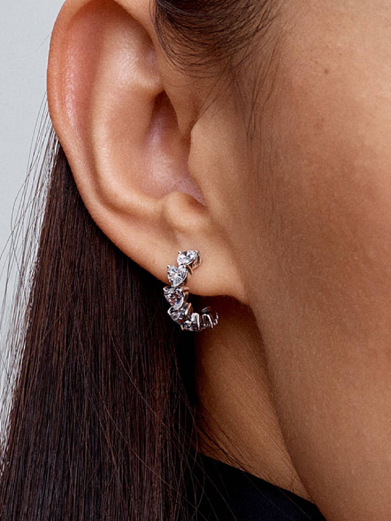 Aros tipo argolla Corazones Brillantes Talla única