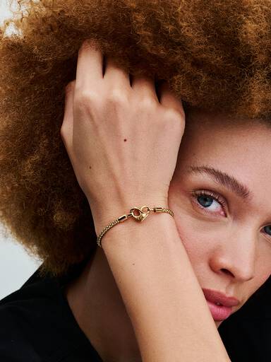 Pulsera Cadena con Tachuelas Pandora Moments Bañado en Oro de 14k