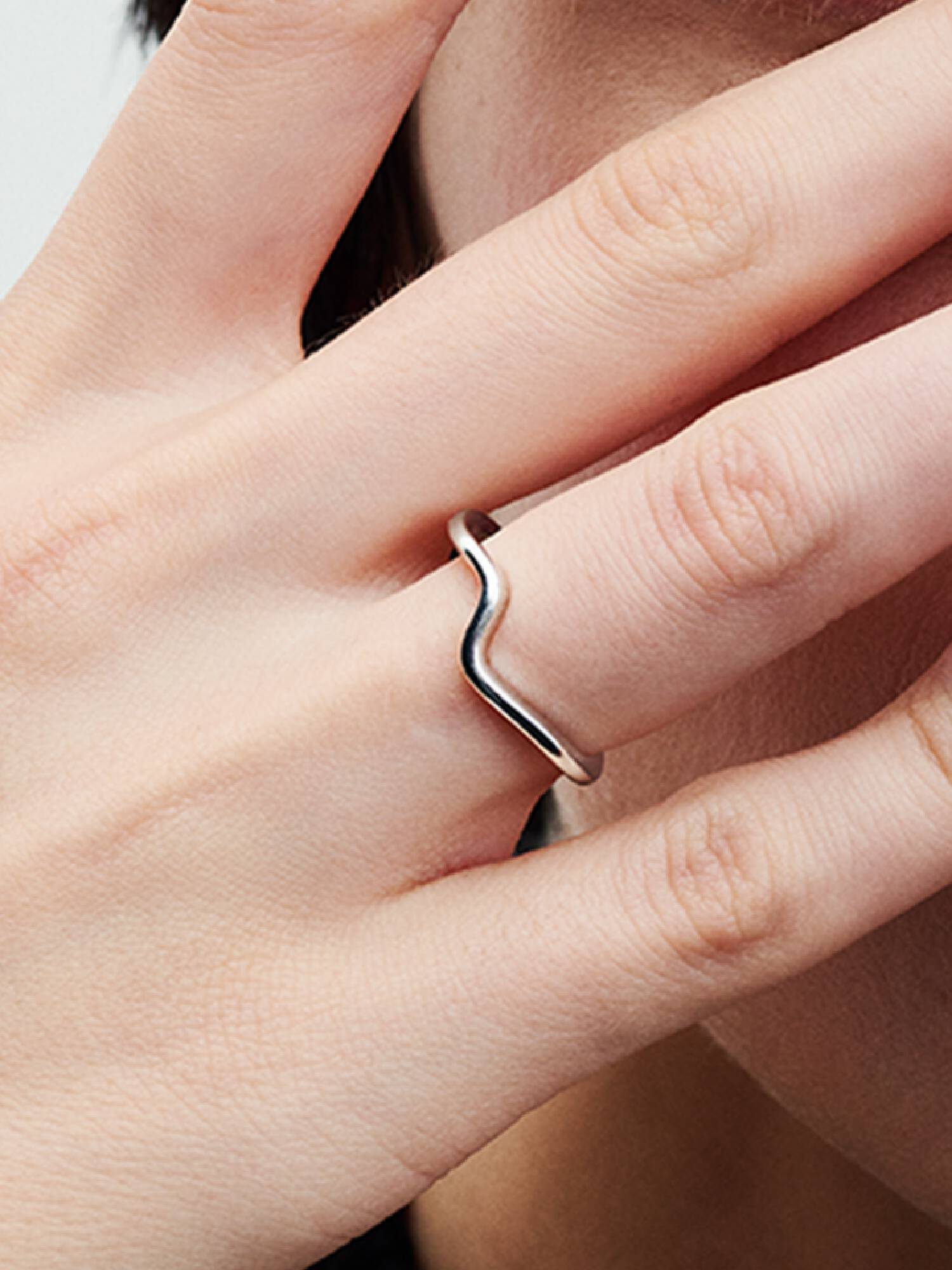 Anillo Ola Pulida Plata