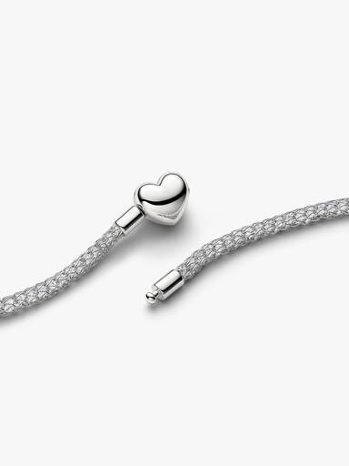 Collar de Malla Brillante con Cierre de Corazón