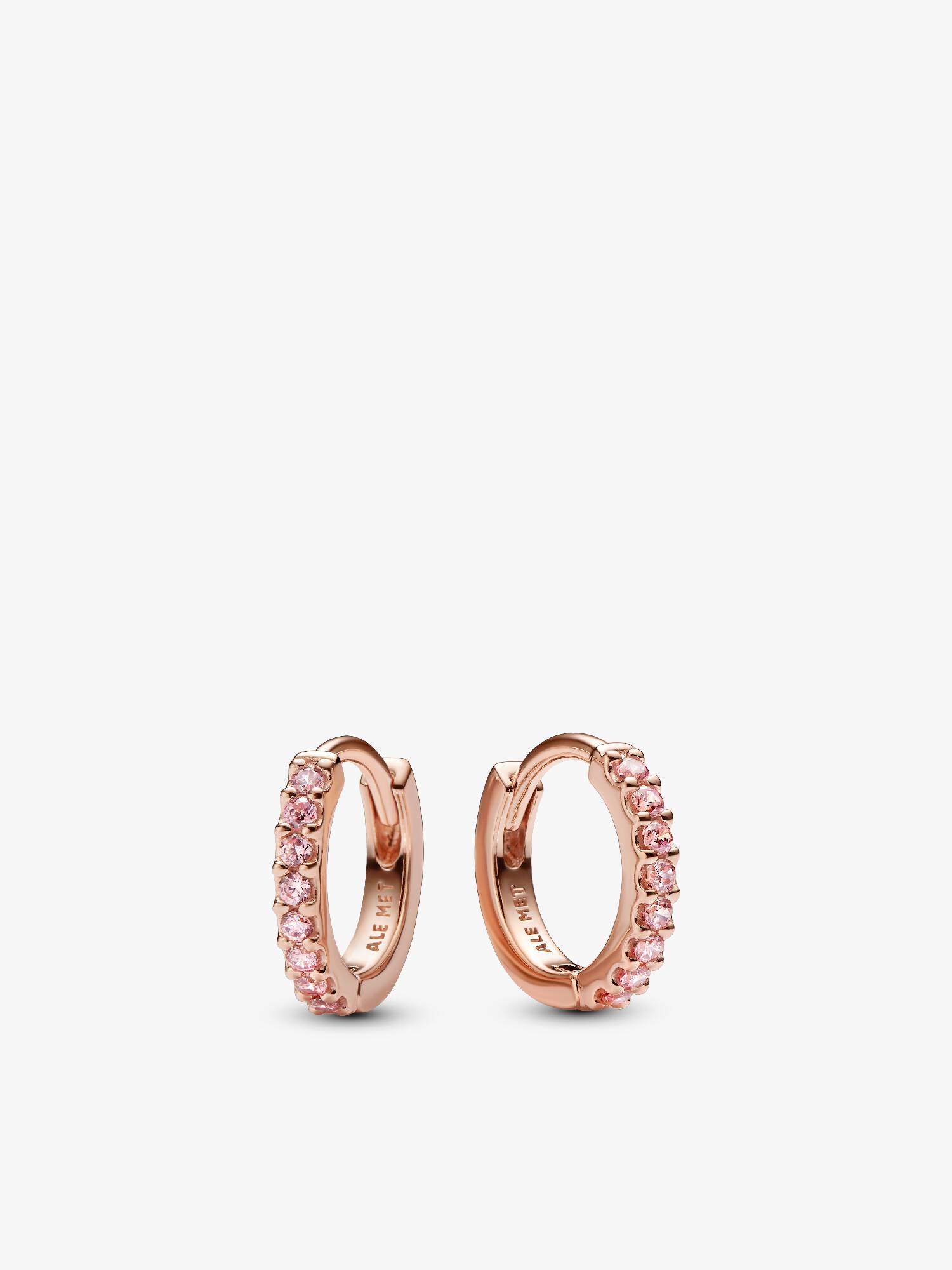 Aros tipo huggie con pavé rosa brillante