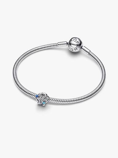 Charm calado de concha
