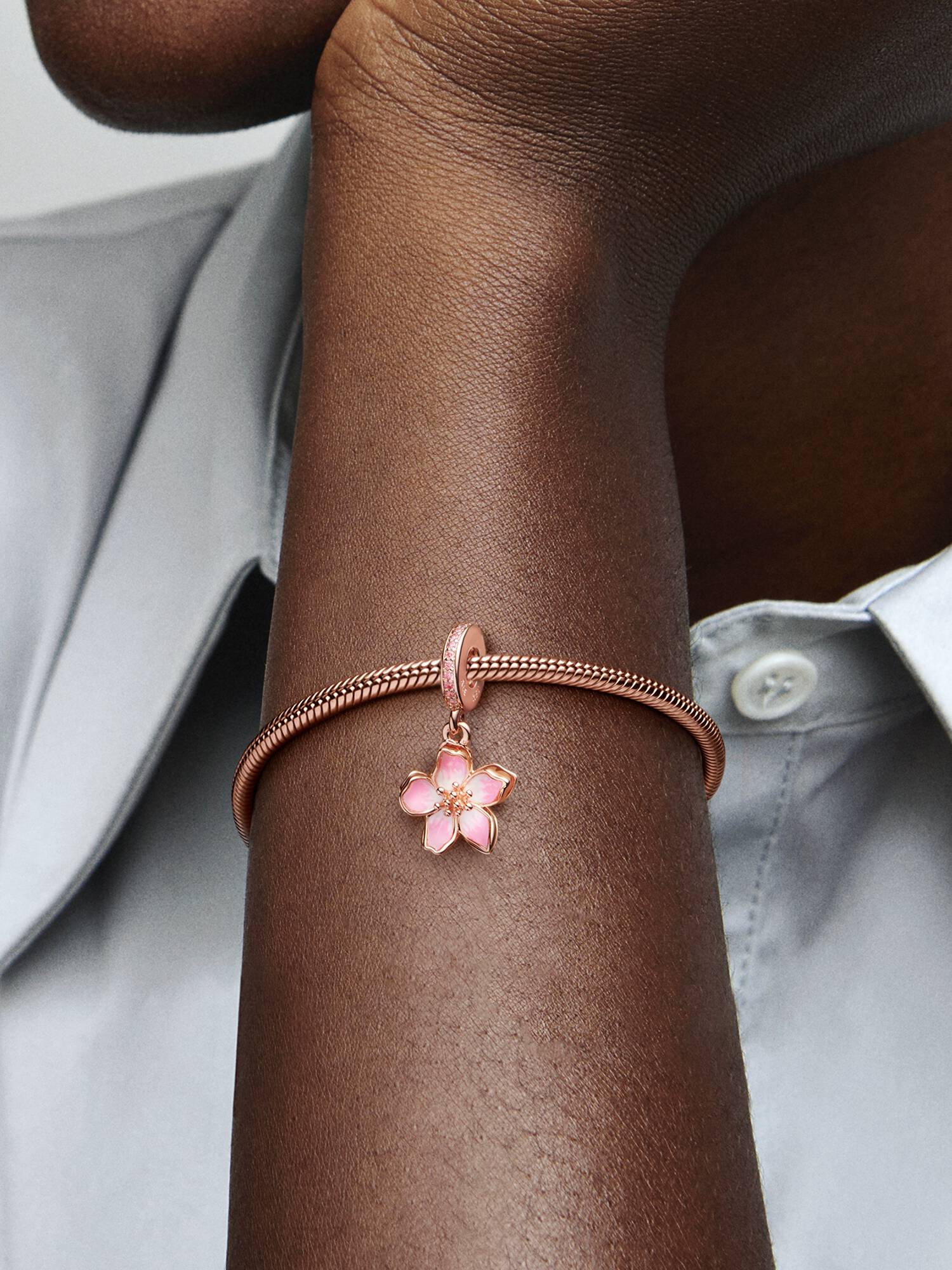 Charm Colgante Flor De Cerezo En Bañado En Oro Rosa 14K