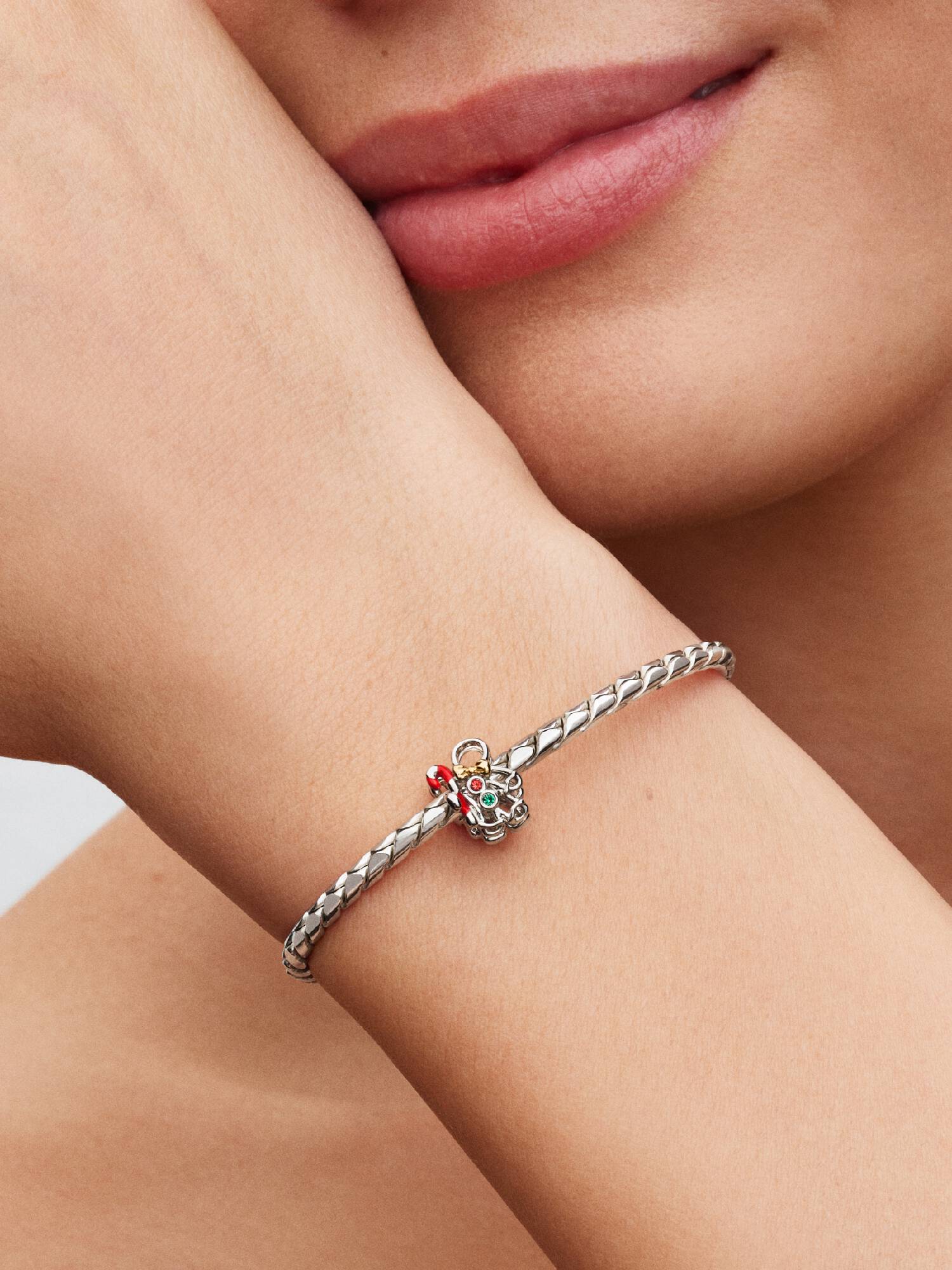 Charm Calado Hombre de Jengibre