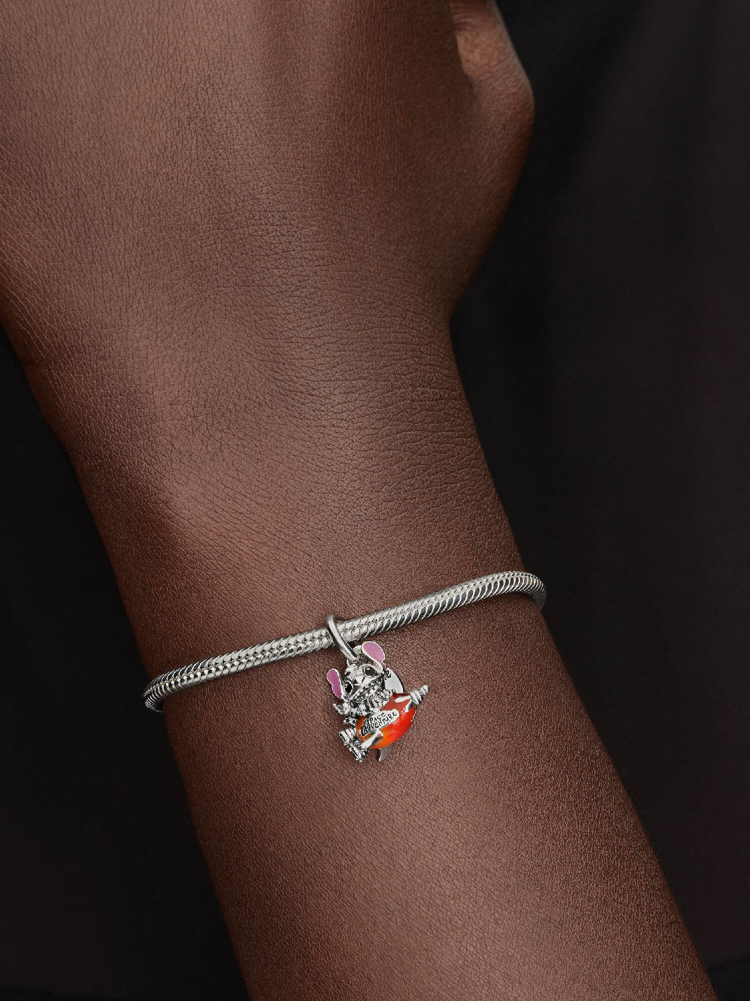 Charm Colgante Barco Cohete Stitch de Disney 