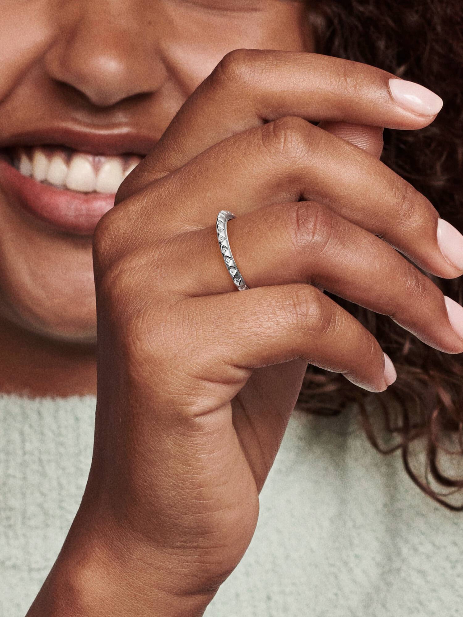 Anillo Pirámides con Bañado en Oro Rosa 14k Pandora Me