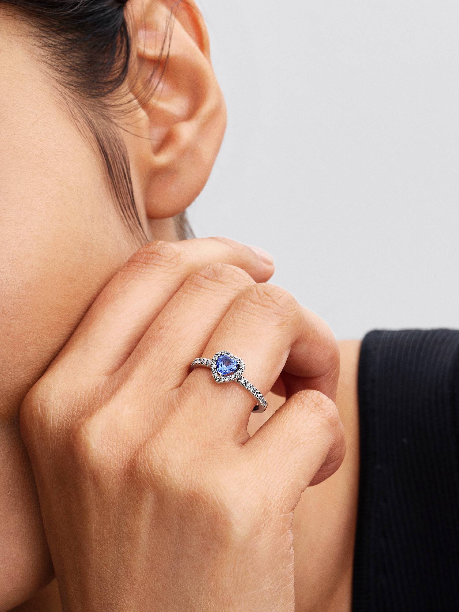 Anillo Corazón Elevado Brillante