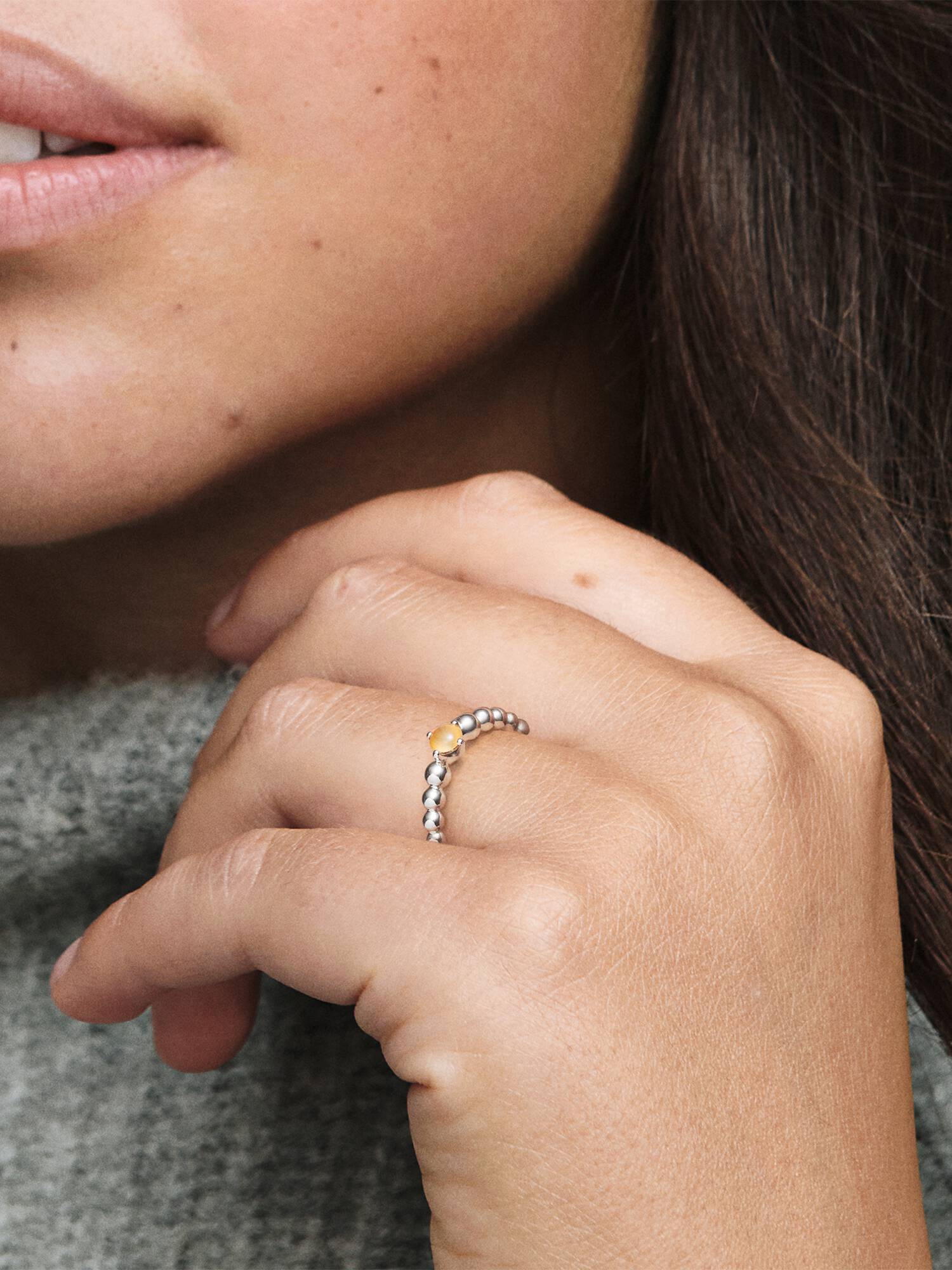 Anillo de Cuentas Miel