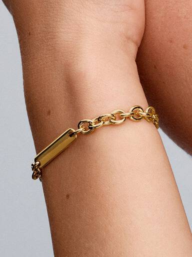Brazalete de Eslabones Barra Grabable Dorado