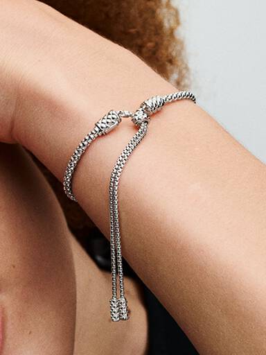 Brazalete Pandora Moments Cadena con Tachuelas Deslizante 28 cm