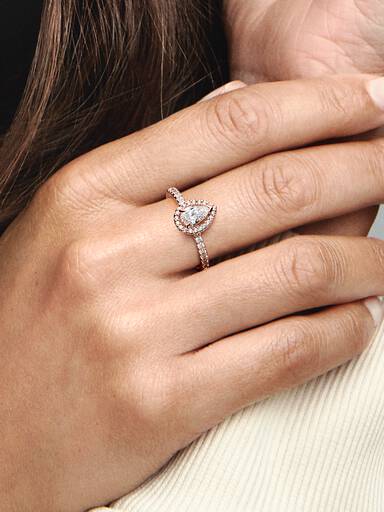 Anillo Halo Brillante Corte Pera