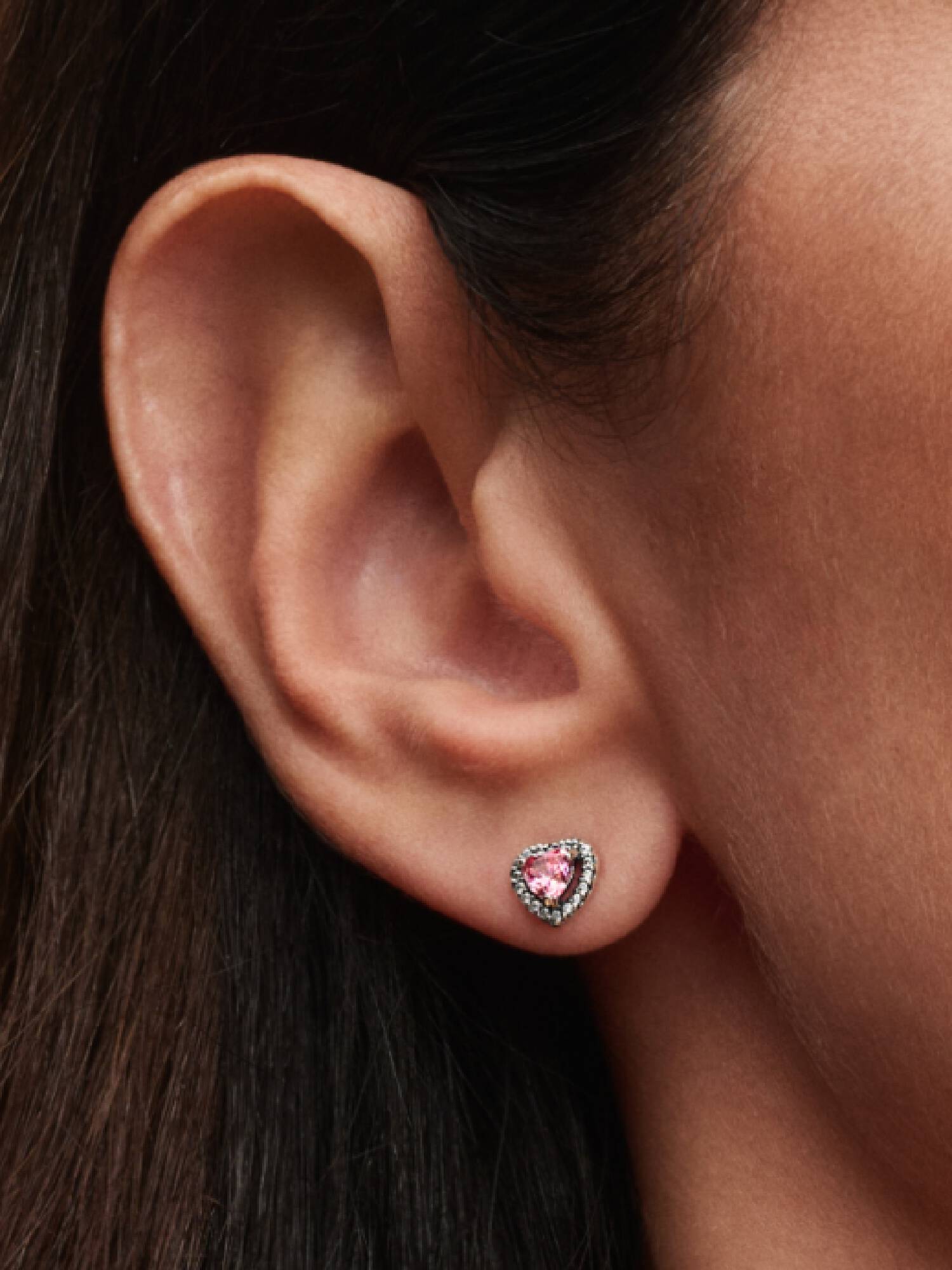 Aros de Botón Corazón Rosa