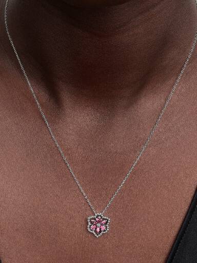 Collar con dije colgante Herbario Flor rosa reluciente