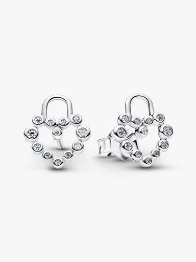 Aros de botón de corazón brillante