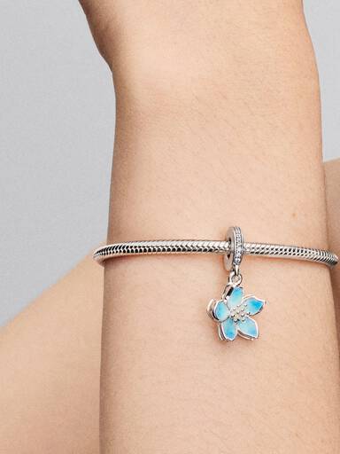 Charm colgante flor azul