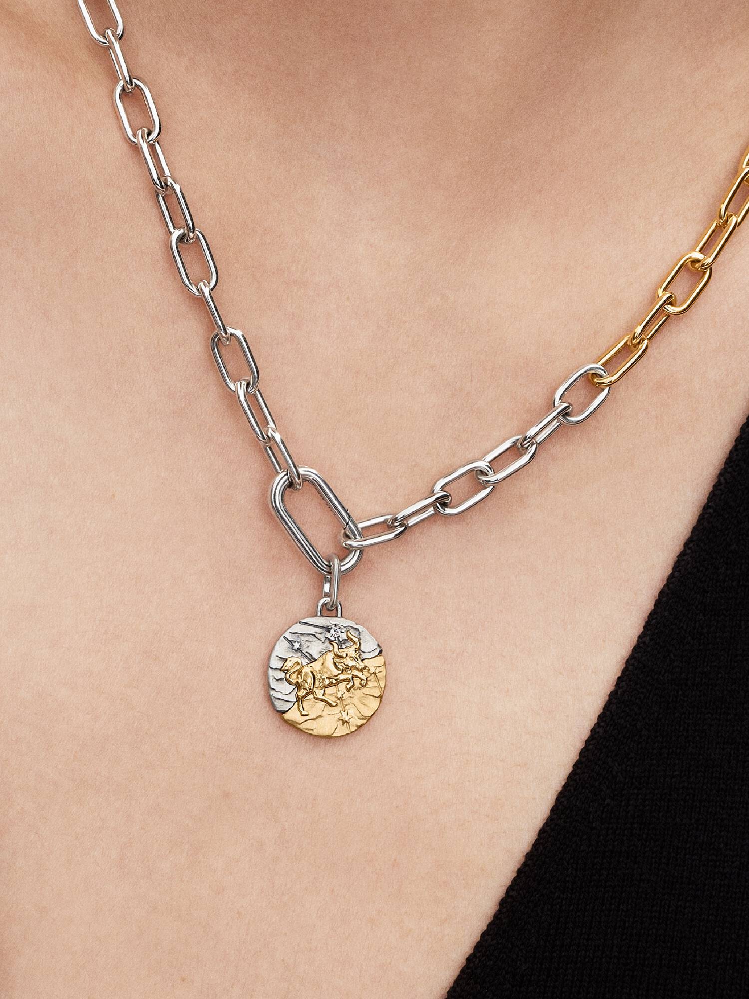 Charm medallón  Signo del Zodiaco Tauro