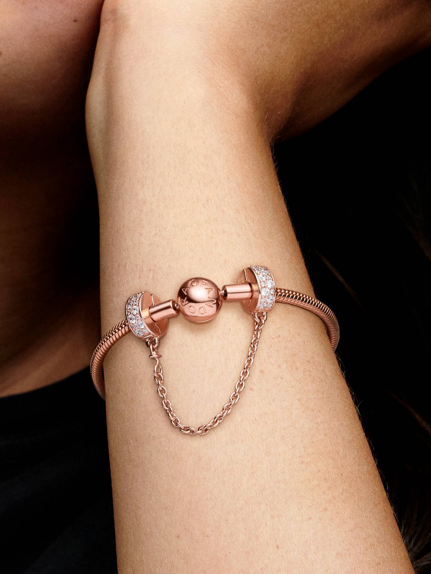 Cadena de seguridad Bañado en Oro Rosa de 14k