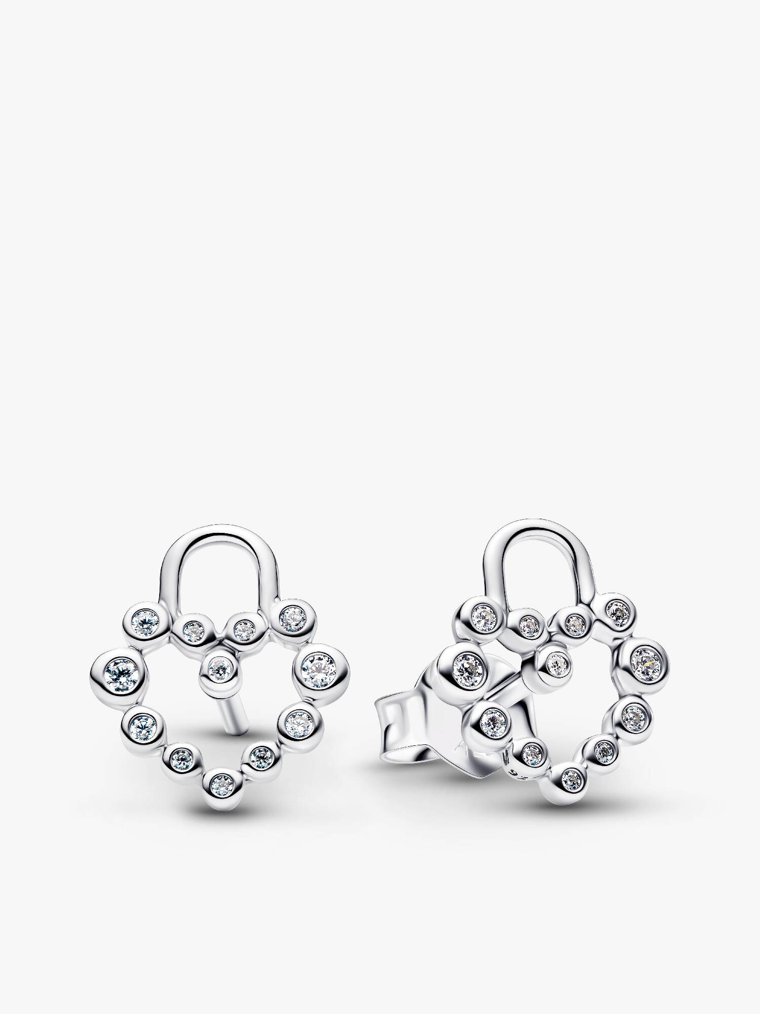 Aros de botón de corazón brillante