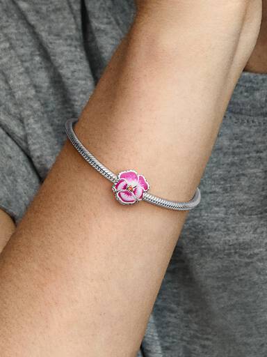 Charm Pensamiento Rosa
