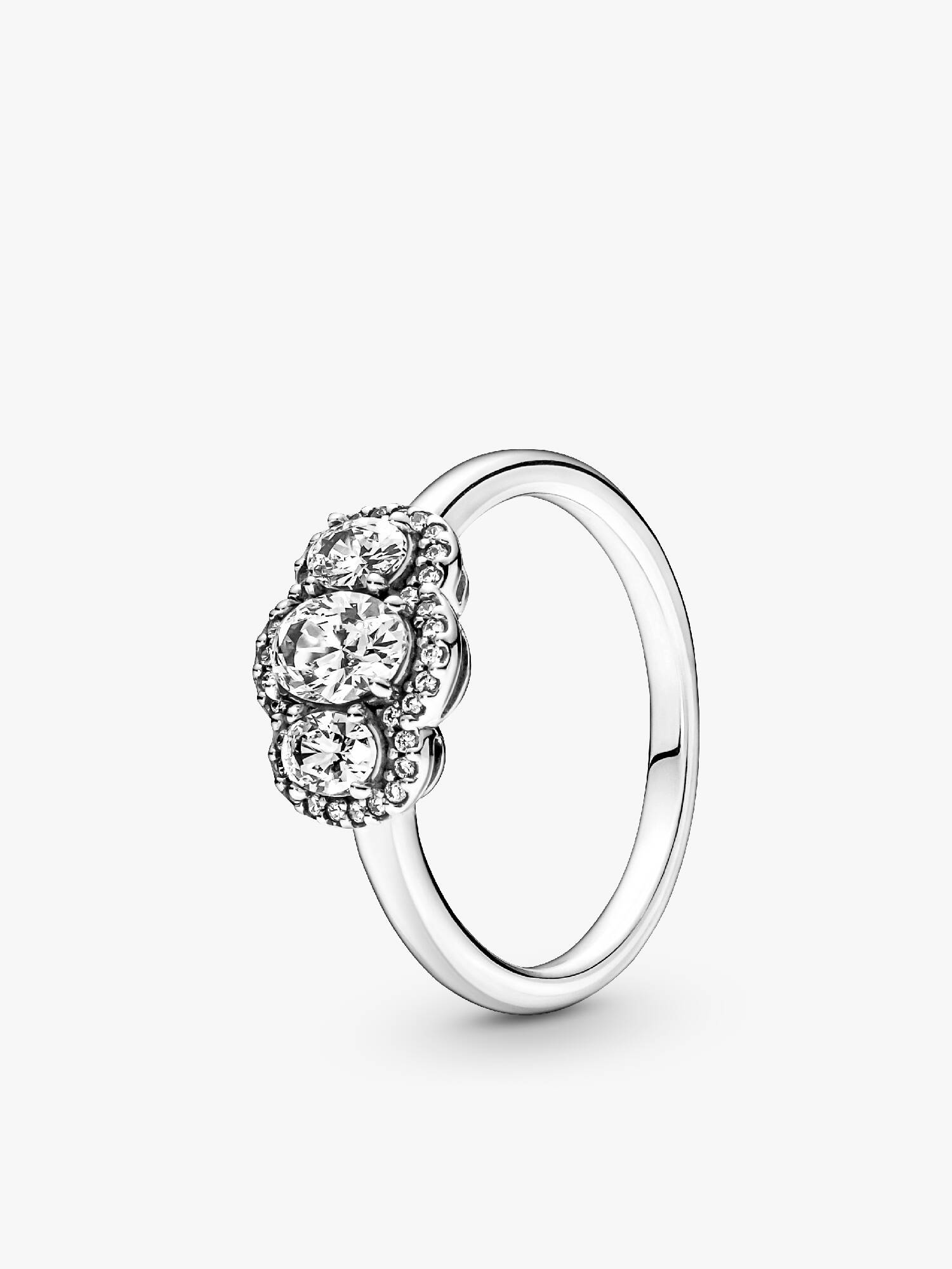 Anillo clásico Tres piedras