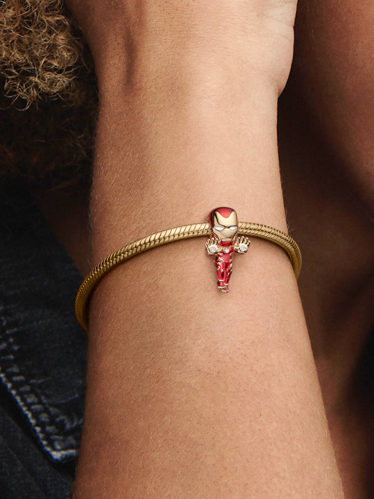 Charm Iron Man De The Avengers De Marvel Bañado Oro 14K