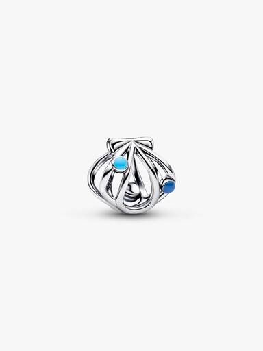 Charm calado de concha