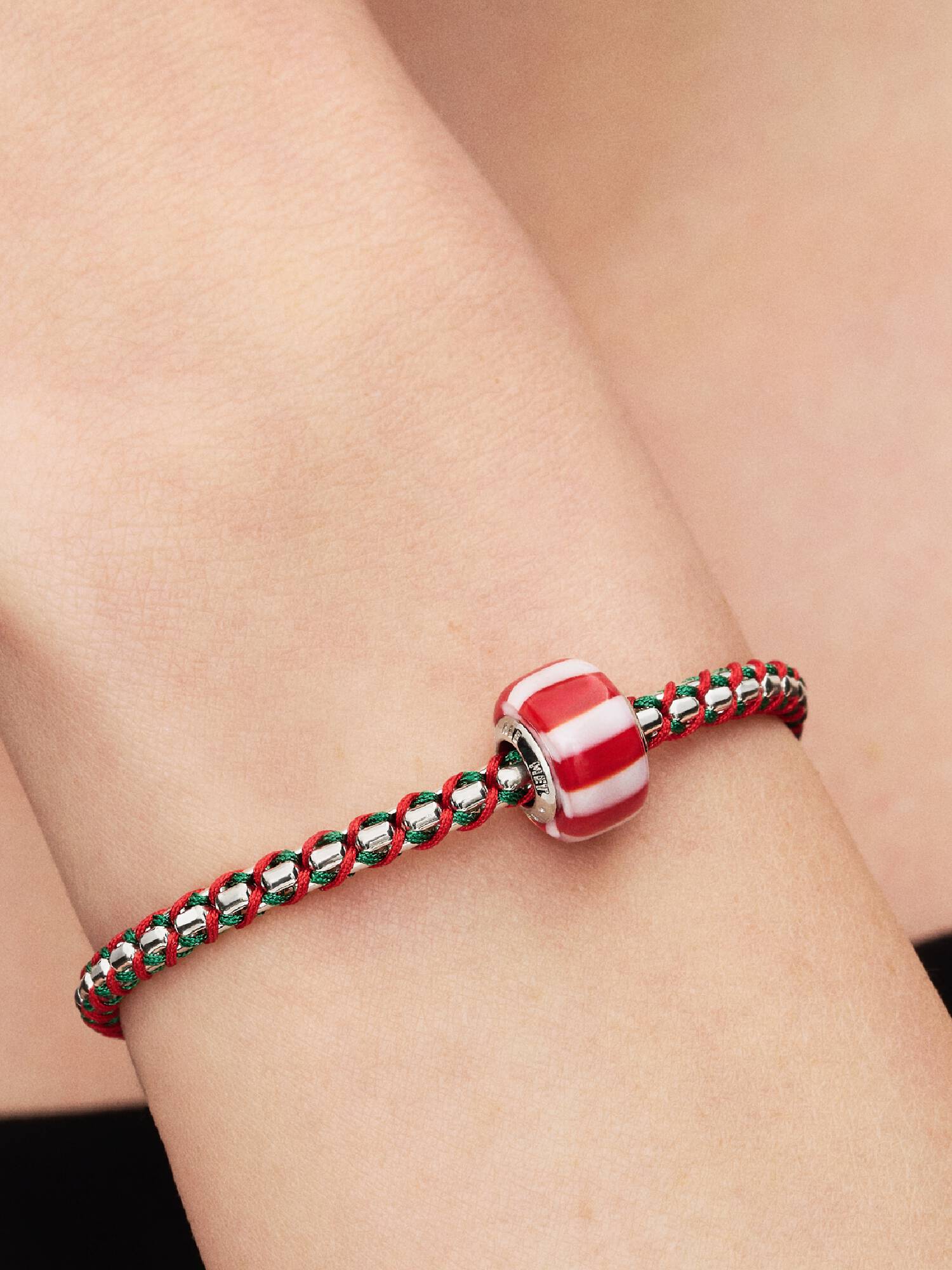 Charm de cristal de Murano menta peppermint  roja 