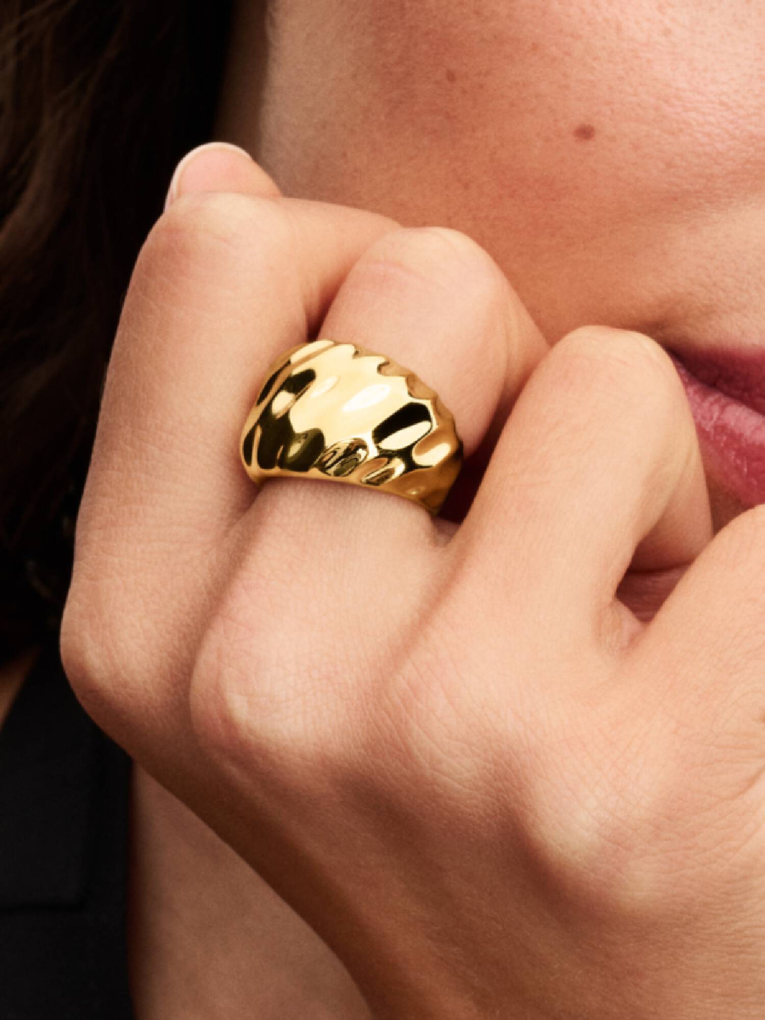 Anillo de impacto ondulado