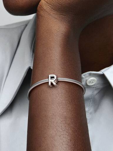 Charm del alfabeto letra R
