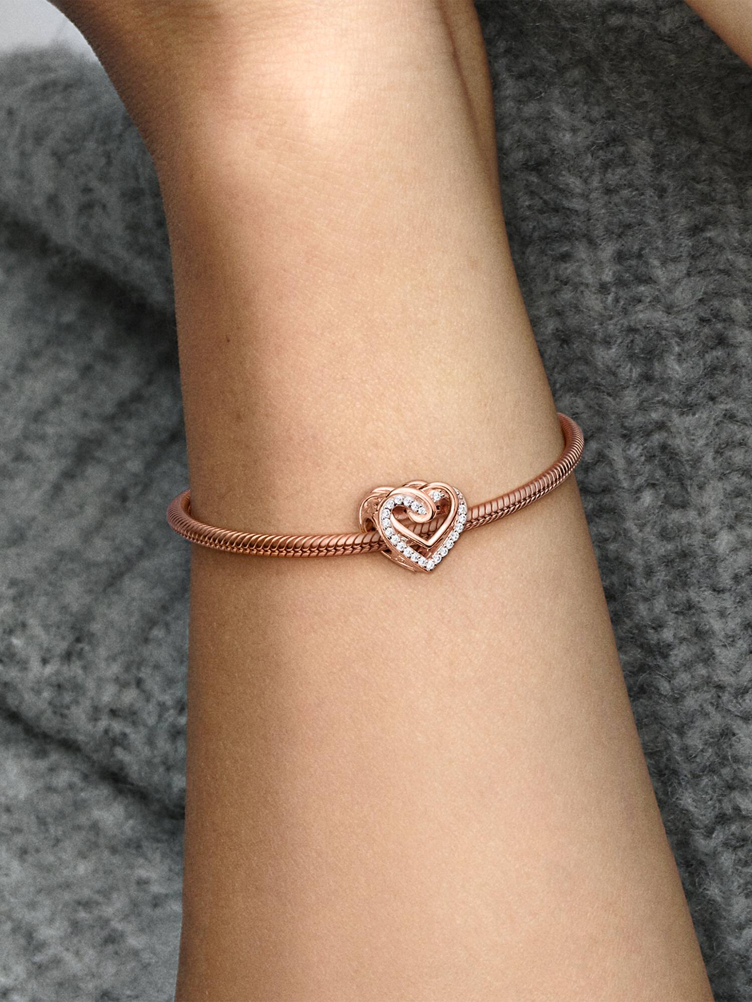 Charm Corazones entrelazados resplandecientes Recubrimiento en Oro Rosa de 14k Talla única
